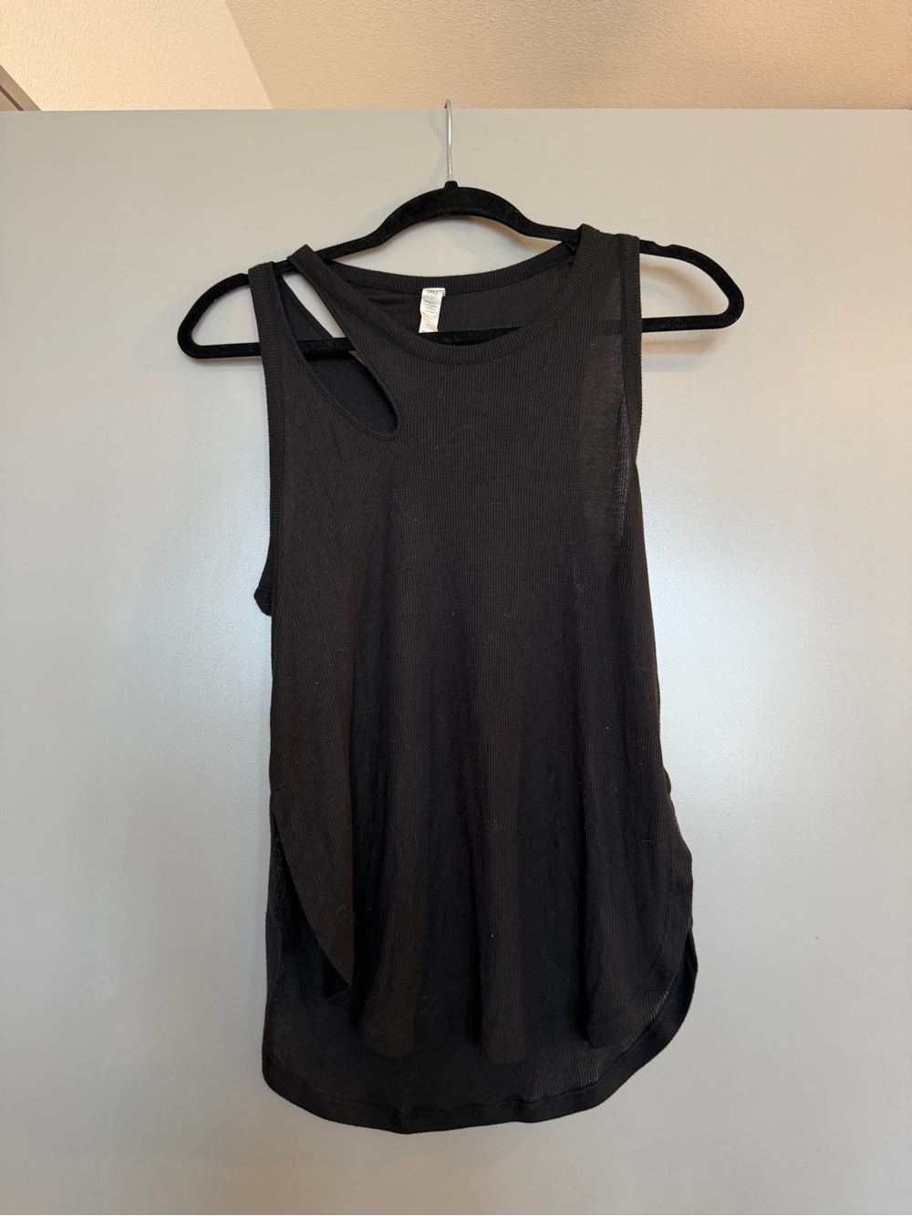 ALO Yoga Black Ribbed Tank with Asymmetric Shoulder Cutout